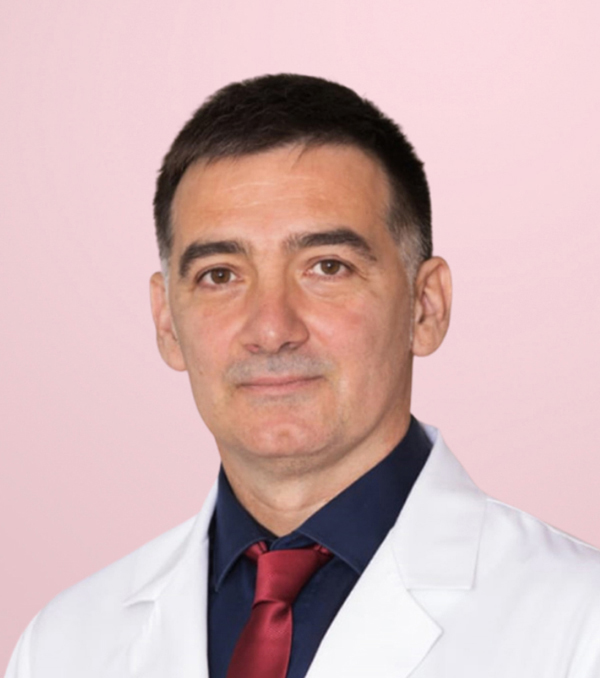 Dr Saša Tomović